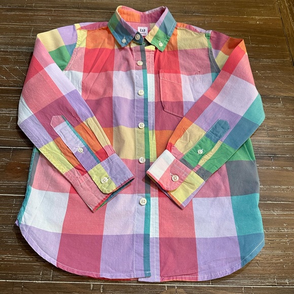 Boys Gap button down shirt, size 6-7 - Picture 1 of 4